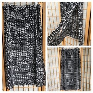 Vince Camuto Black & Grey Print Maxi Skirt SZ 10